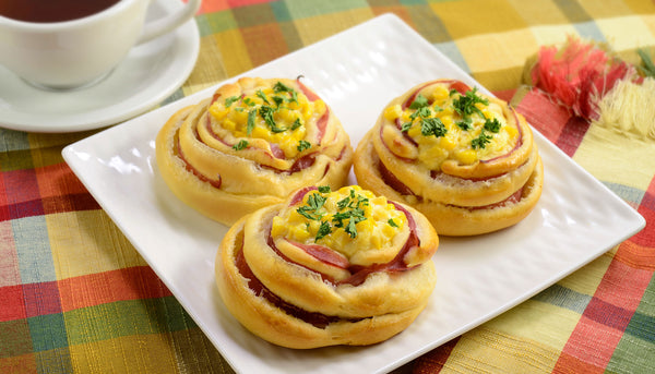 Ham and Corn Mayo Buns – Sampoyoshi